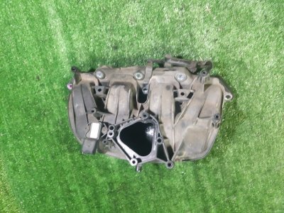 Впускной коллектор Volkswagen Golf 1K1
