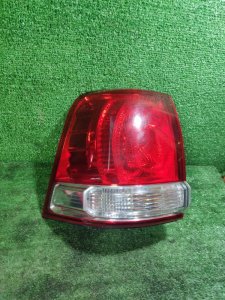 Фонарь задний левый Toyota Land Cruiser 2008 200