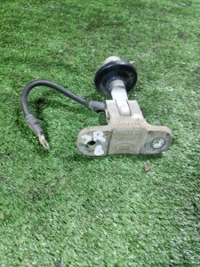Петля крышки багажника Land Rover Discovery 2006 3
