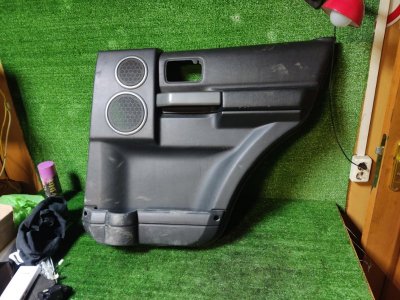Обшивка двери Land Rover Discovery 2006 3
