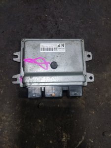 Блок управления двигателем Nissan Serena