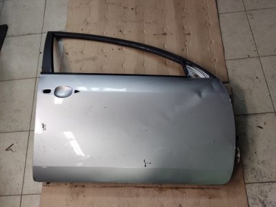 Дверь передняя правая Nissan Primera P12