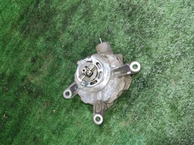 Насос вакуумный Toyota Land Cruiser 2008 200