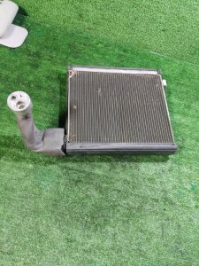 Испаритель кондиционера Toyota Land Cruiser 2008 200