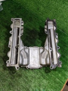 Коллектор впускной Toyota Land Cruiser 2008 200
