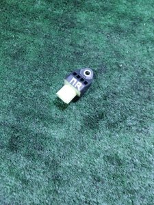 Датчик AIR BAG Toyota Land Cruiser 2008 200