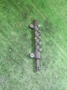 Топливная рейка Toyota Land Cruiser 2008 200