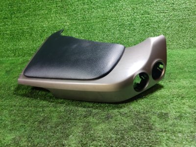 Накладка центральной консоли Toyota Land Cruiser 2008 200
