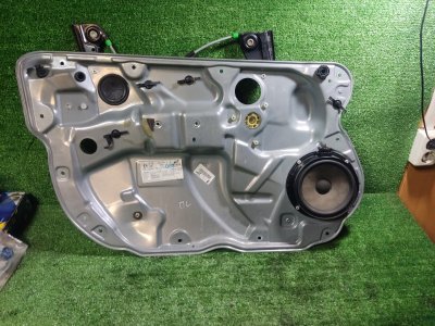 Стеклоподъемник Volkswagen Polo 2006 4