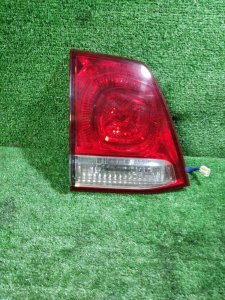Фонарь внутренний Toyota Land Cruiser 2008 200