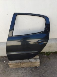 Дверь задняя левая Peugeot 206 2008