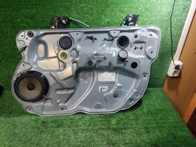Стеклоподъемник Volkswagen Polo 2006 4