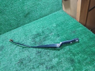 Поводок дворников Peugeot 206 2008