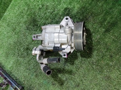 Компрессор кондиционера Nissan Tiida C11