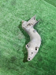 Кронштейн двигателя Peugeot 206 2008