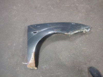 Крыло переднее правое Ford Focus 2005 1
