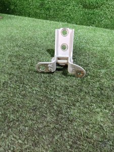 Петля двери Geely Emgrand EC7 2014 FE-1