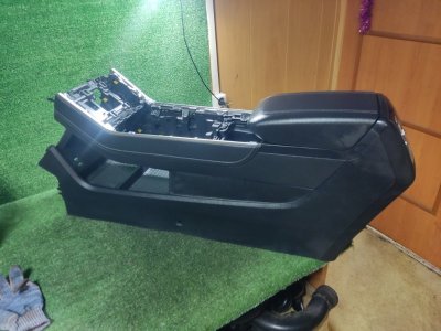 Консоль центральная Chery Tiggo 2023 7 Pro Max