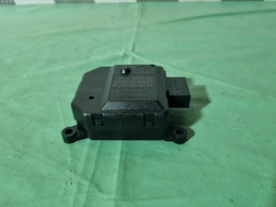 Сервопривод заслонки отопителя Citroen C4 2005 хэтчбек 5 дв.
