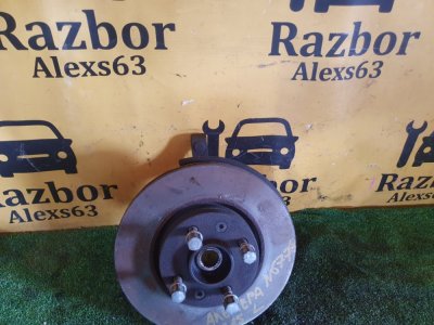 Кулак Nissan Almera 2014 G15