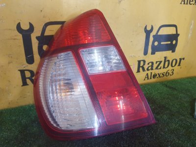 Фонарь Renault Symbol 2006