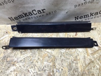 Ресничка фары Mercedes W124 1993 300CE