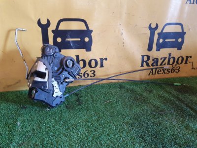 Замок двери Toyota RAV4 XA30