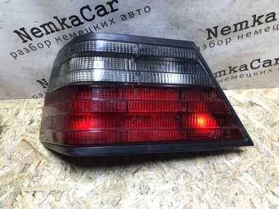 Фонарь Mercedes W124 1993 300CE