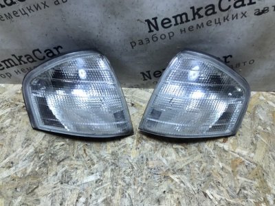 Поворотник Mercedes C180 1996 W202