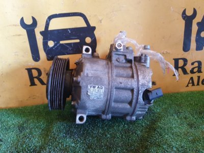 Компрессор кондиционера Volkswagen Golf mk5 2005 MK5