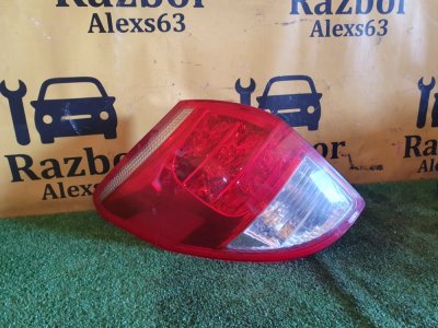 Фонарь Toyota RAV4 XA30
