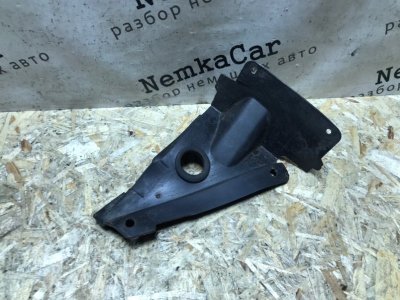Пыльник кузова Mercedes W124 1989 E260