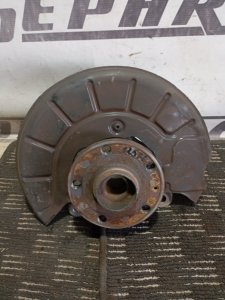 Кулак поворотный Audi A3 2010 8P