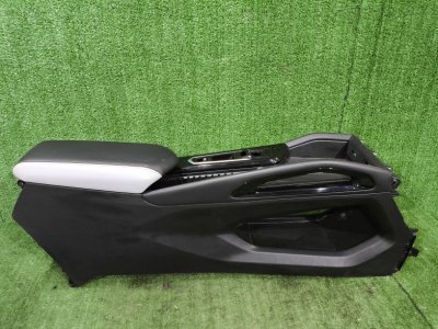 Центральная консоль Geely Coolray 2023 SХ11