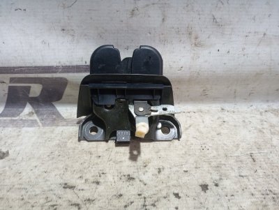 Замок багажника Audi A4 2002 B6