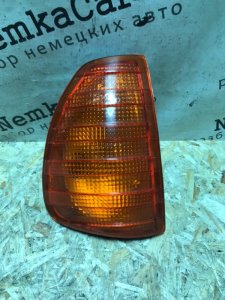 Поворотник Mercedes w123 1980 Седан