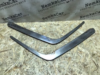 Молдинг бампера Mercedes W124 1993 250D