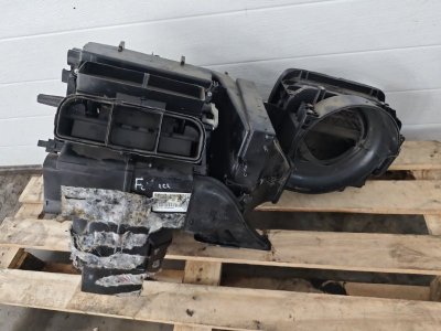 Корпус отопителя SKODA Fabia 5J2