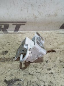 Петля двери Volkswagen Golf 2010 Mk6