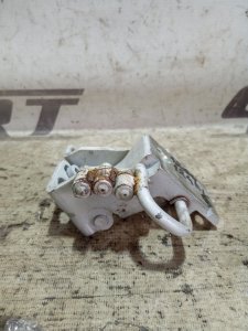 Петля двери Volkswagen Golf 2010 Mk6