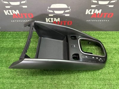 Накладка консоли АКПП Kia Cerato 2 2011 TD