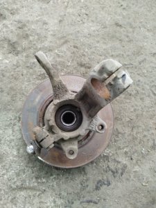 Кулак поворотный Ford Fusion 2006