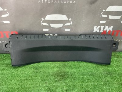 Накладка замка багажника Ford Focus 2 2008 CB