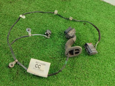 Проводка двери Ford Fusion 2006