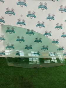Стекло двери Ford Fusion 2006