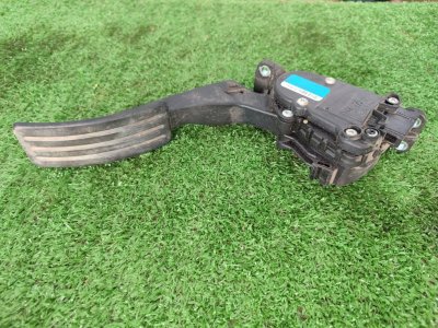 Педаль газа NISSАN Almera 2014 G15