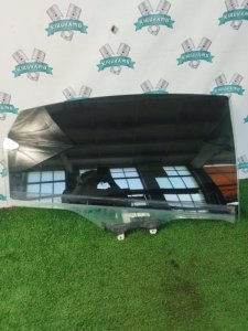 Стекло двери NISSАN Almera 2014 G15