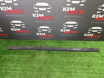 Уплотнитель капота Kia Cerato 2 2011 TD