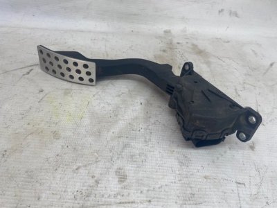 Педаль газа Mazda Mazda3 BL