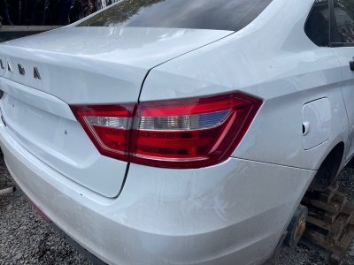 Фонарь lada vesta 2020